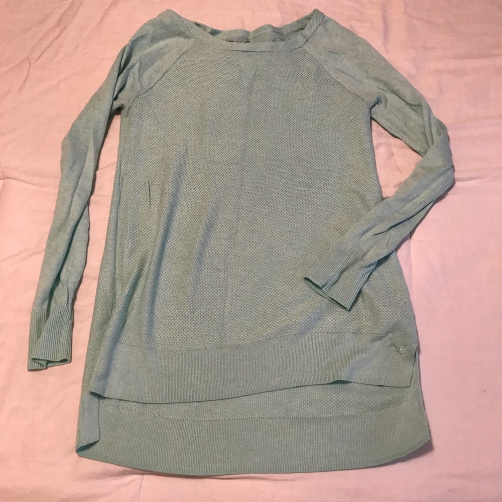 American Eagle seafoam green lightweight sweater